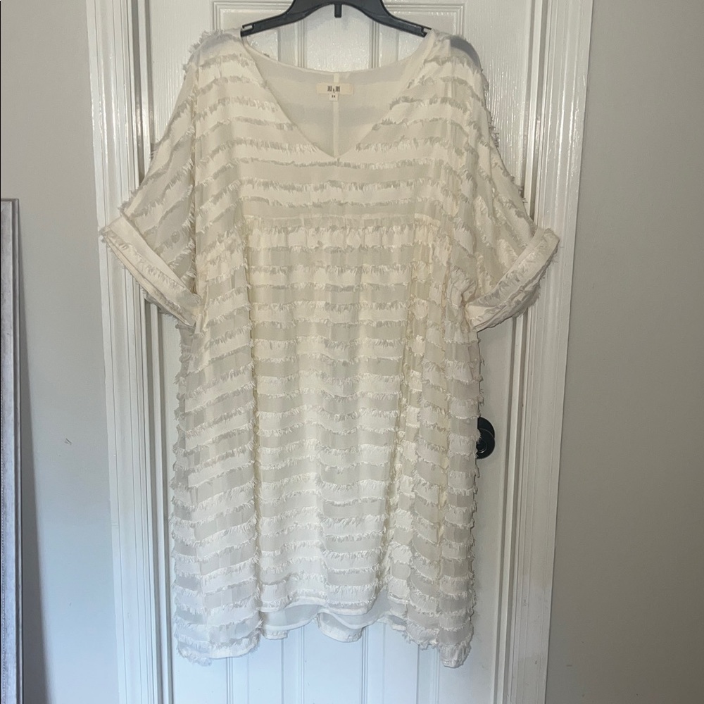 White Textured Short Sleeve Dress from Boutique